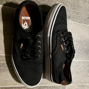 Vans Unisex Authentic Canvas Sneakers in Black Size 6.5